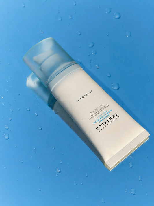 SKIN1004 Madagascar Centella Hyalu-Cica Water-Fit Sun Serum SPF50+ PA++++ – سيروم واقي الشمس سنتيلا مدغشقر SPF50+☀️